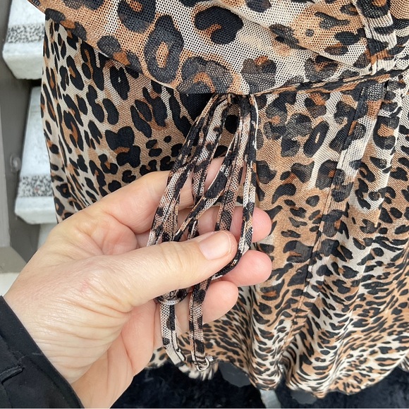 Jordan Taylor sheer tropical tribal short sleeve belted swim coverup wrap NWT  M - Picture 12 of 15